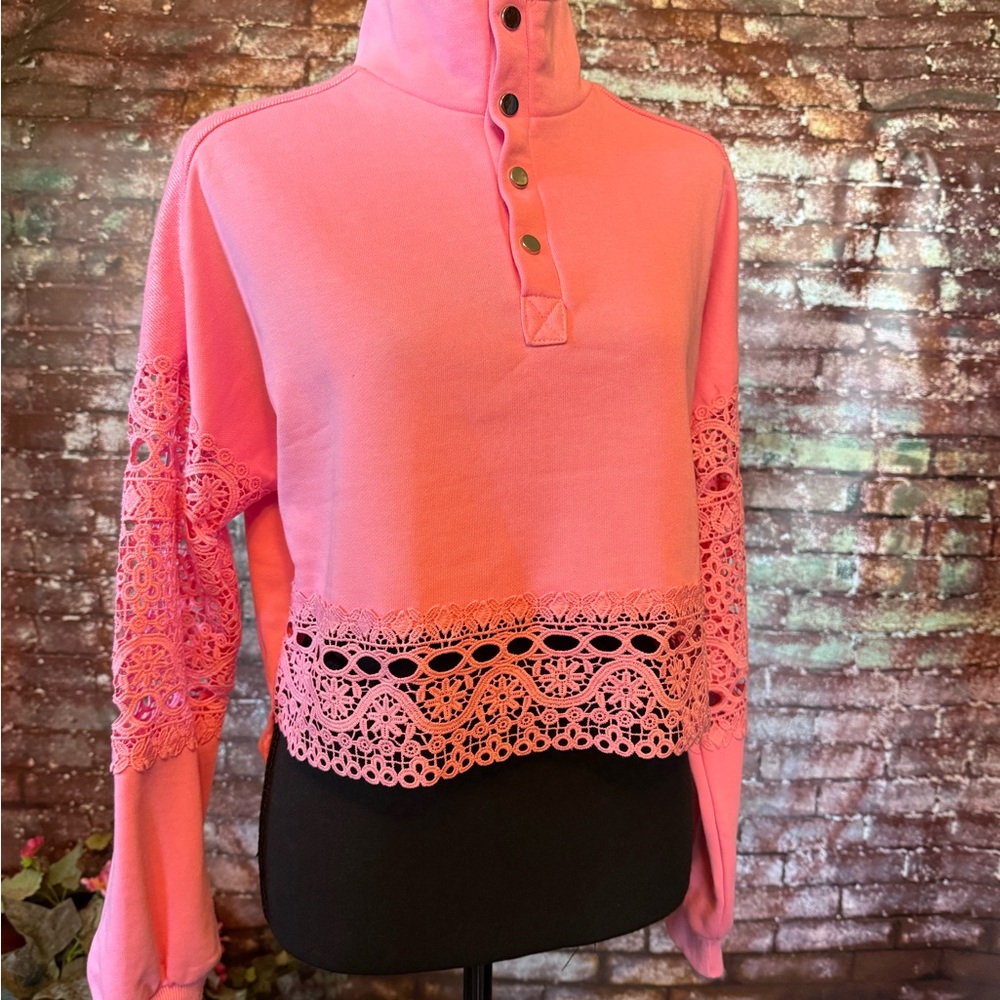Women's Pink Lace-Hem Button Mock Neck Pullover